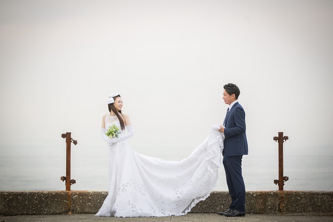 結婚式前撮りとフォトウェディングの違いを解説。結婚の最高の思い出を作るためにはどちらが良い？