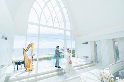 沖縄で家族のみの検討なら、家族婚とフォトウェディングどっちがいい?両親や祖父母の満足度も交えた選び方